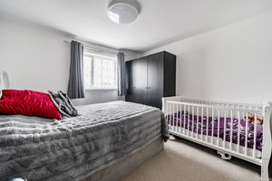 Bedroom- click for photo gallery